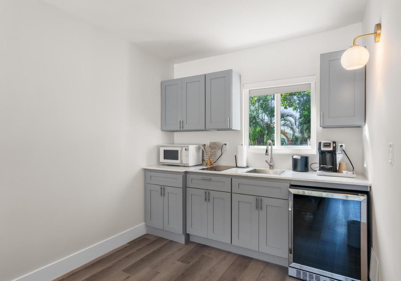 Premium King with Kitchenette